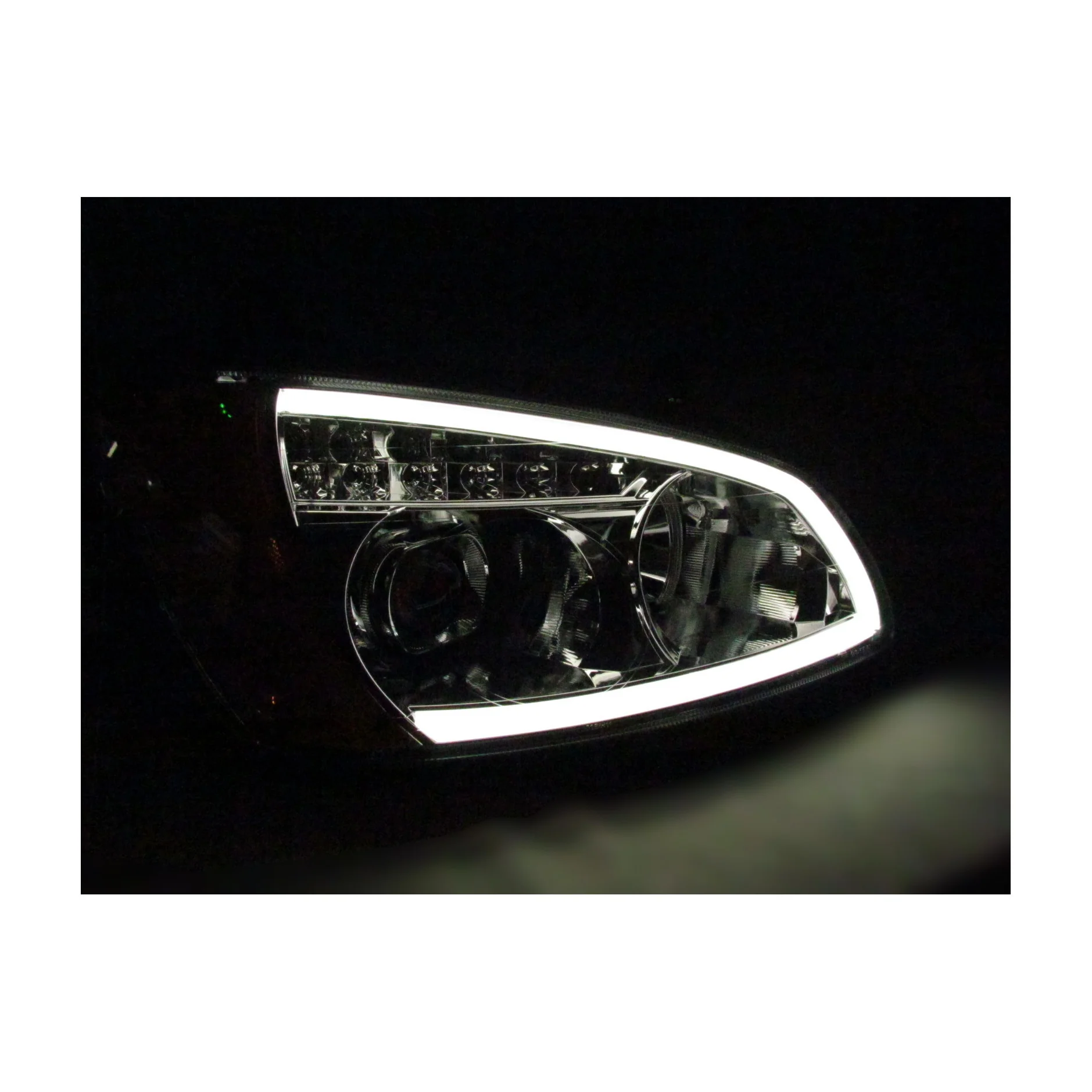 Chrome Projector Headlights w/LED Bar Set for Kenworth T660 - Image 6